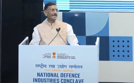 50 हजार करोड़ रुपए के रक्षा निर्यात का लक्ष्य, उत्पादन तंत्र को मजबूत बनाने पर जोर: संजय सेठ