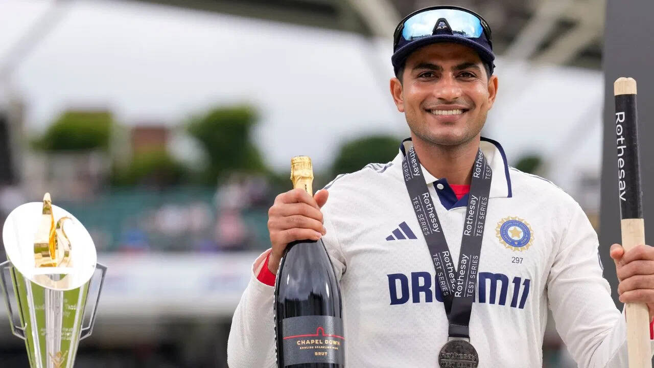 ये तो होना ही था ...शुभमन गिल के आगे आईसीसी ने भी झुकाया सिर, ट्रिपल सेंचुरी मारने वाला छूटा पीछे, मिला बड़ा अवार्ड