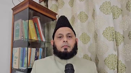 भारत में इस्लामिक कानून लागू करने की मांग पर भड़के मौलाना खालिद रशीद, कहा- संविधान के मुताबिक ही चलेगा देश