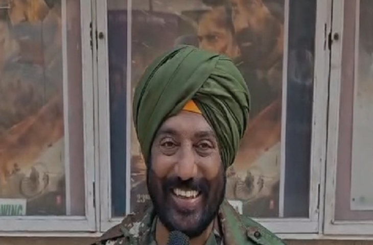 मुंबई में कोई सनी देओल बनकर तो कोई 'तोप' लेकर बॉर्डर 2 देखने के लिए पहुंचा सिनेमाघर