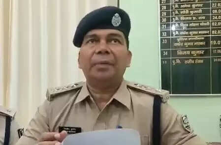 चुनाव से पहले मोतिहारी के थानों में लाइसेंसी हथियार जमा कराने में आई तेजी