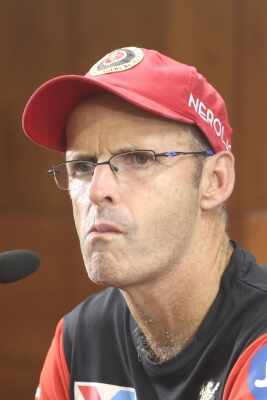 पीसीबी की दखलअंदाजी ने कोच पद से इस्तीफे के लिए किया मजबूर: गैरी कर्स्टन