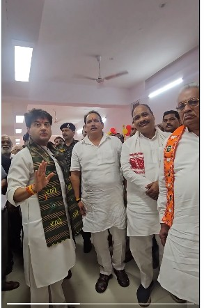 मध्य प्रदेश: 'जनसेवा कनेक्ट' पहल के तहत शिवपुरी में पोस्ट ऑफिस को डिजिटल अपग्रेड मिला
