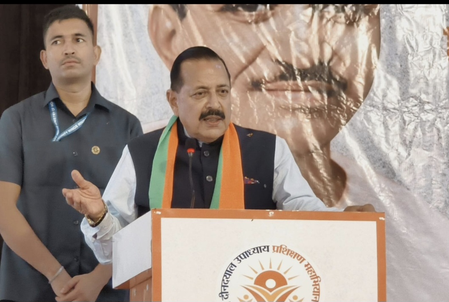 जम्मू-कश्मीर के युवा बाधाओं को तोड़ते हुए पूरे भारत में उत्कृष्ट प्रदर्शन कर रहे हैं: डॉ. जितेंद्र सिंह