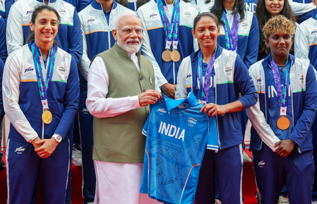 'महिलाओं के जीते 38 पदक नए भारत की तस्वीर', पीएम मोदी ने देश की बेटियों की सफलता को सराहा