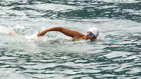 भक्ति शर्मा: महासागरों को पार करने वाली भारत की बेटी, जिनके नाम विश्व रिकॉर्ड