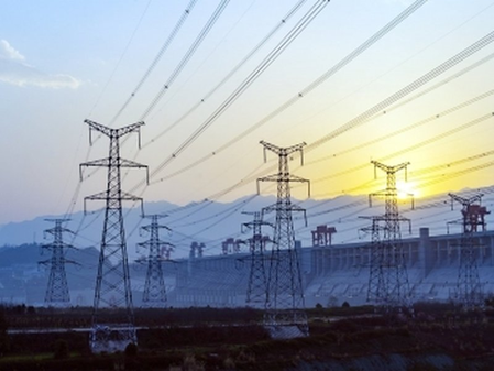 भीषण गर्मी के बीच भारत में बिजली की मांग लगातार तीसरे दिन रिकॉर्ड स्तर पर पहुंची