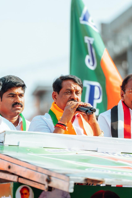 तमिलनाडु में सरकार में बनाने के लिए भाजपा नहीं देगी टीवीके को समर्थन: नैनार नागेंद्रन