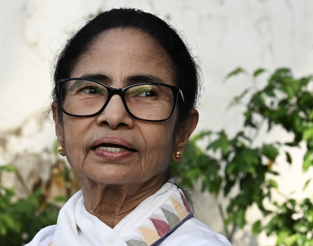 दुर्गा पूजा से पहले फंड जारी करने की मांग, ममता गुट ने कलकत्ता हाईकोर्ट का दरवाजा खटखटाया