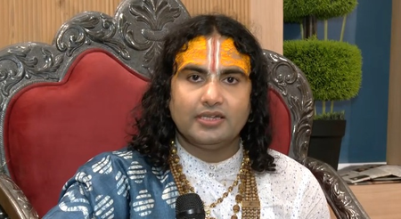 'जो चरित्रवान नहीं, वो क्या समझेगा' स्वरा भास्कर के जौहर सीन वाले बयान पर भड़के अनिरुद्धाचार्य