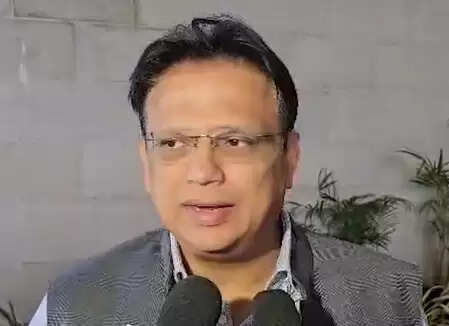 मनरेगा का नाम बदलने पर कांग्रेस का हमला, अजय सिंह बोले- भाजपा सिर्फ रीपैकेजिंग कर रही है