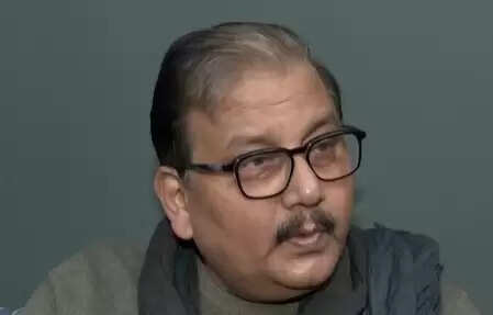 नितिन नबीन के कटाक्ष पर मनोज झा का तंज, राहुल गांधी पीएम मोदी जैसी भाषा तो नहीं बोलते