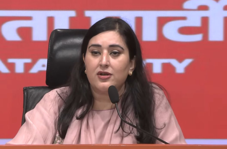 'पितृसत्ता का अंत' सिर्फ एक राजनीतिक हथकंडा है? बांसुरी स्वराज ने जेएनयू प्रोफेसर पर लगे आरोपों पर राहुल गांधी से पूछा सवाल