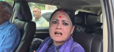पश्चिम बंगाल: अग्निमित्रा पॉल ने डेंगू से लोगों को जागरूक करने के लिए निकाली रैली