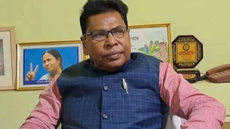 पश्चिम बंगाल में टीएमसी के पूर्व विधायक गिरफ्तार, पार्टी पद के बदले पैसे लेने का आरोप