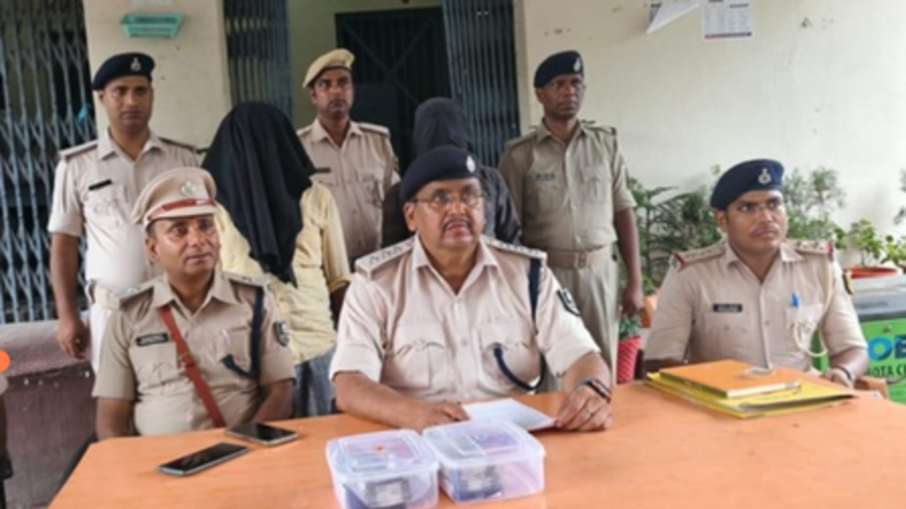 बिहार: जाली नोटों के अंतरराज्यीय सिंडिकेट का भंडाफोड़, 2.48 लाख के नकली नोटों के साथ दो गिरफ्तार