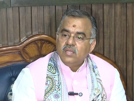 तरुण चुघ ने भगवंत मान को दी मानहानि की चेतावनी, कहा-सात दिन में माफी मांगें या कानूनी कार्रवाई झेलें
