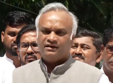 राहुल गांधी के खिलाफ एफआईआर को प्रियांक खड़गे ने बताया राजनीति से प्रेरित, भाजपा ने किया पलटवार