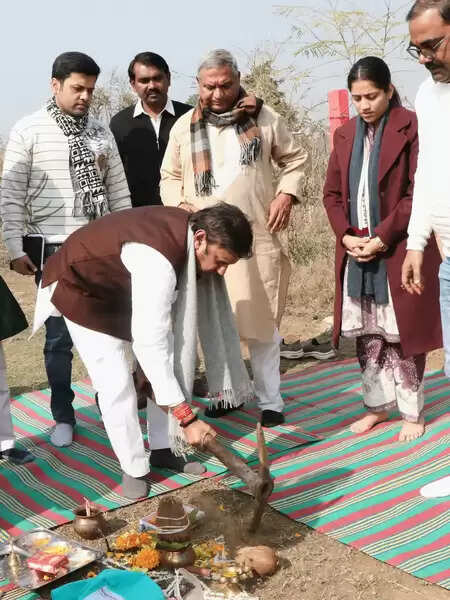 मध्य प्रदेश: रीवा के गौवंश वन्य विहार में बनेंगे ऋषि आश्रम, उप मुख्यमंत्री राजेंद्र शुक्ल ने किया भूमिपूजन