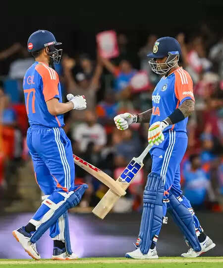 सिंहावलोकन 2025: टी20 के राजा सूर्यकुमार यादव से रूठी फॉर्म, शुभमन गिल विश्व कप से हुए बाहर