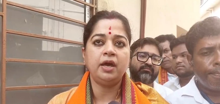 पश्चिम बंगाल में उद्योगों के आने से बढ़ेंगे रोजगार के अवसर: मौमिता बिस्वास मिश्रा