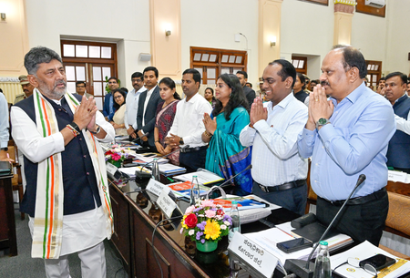 कर्नाटक एसआईआर के तहत 71.53 प्रतिशत जनगणना प्रपत्रों का वितरण किया गया