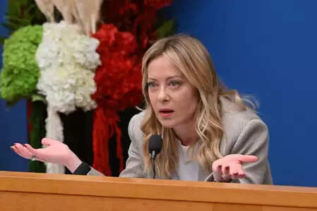 मेलोनी बोलीं, 'ग्रीनलैंड टैरिफ की धमकी एक गलती, मेरी ट्रंप से हुई बात'