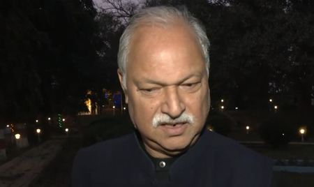 बजट में मिडिल क्लास की आय बढ़ाने की बात नहीं है : शकील अहमद खान