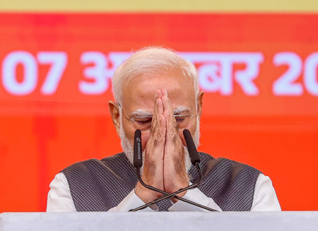 गुजरात से दिल्ली तक: पीएम मोदी ने राज्य की पहलों को राष्ट्रीय स्तर पर कैसे पहुंचाया