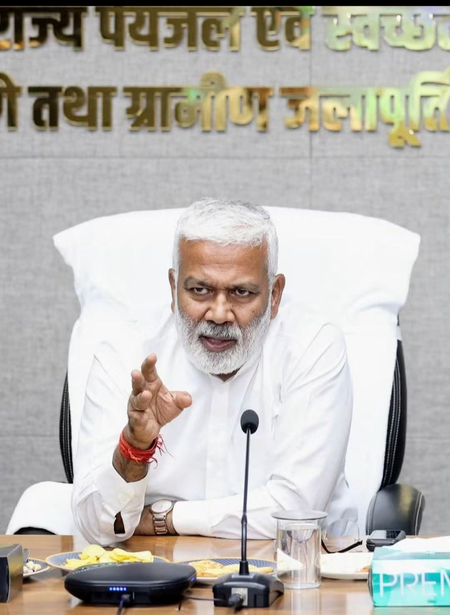 रोड रेस्टोरेशन में लापरवाही बर्दाश्त नहीं: स्वतंत्र देव