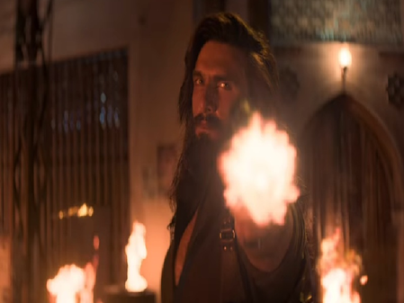 'धुरंधर' का रिकॉर्ड तोड़ेगी 'धुरंधर: द रिवेंज'! पेड प्रीव्यू रिलीज में हो रही बंपर कमाई