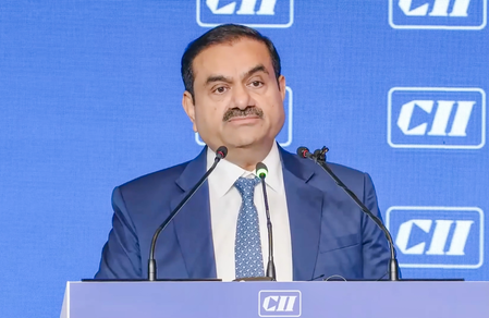 मोबाइल डेटा जैसी क्रांति लाएगा एआई, ऊर्जा खपत में होगी बड़ी वृद्धि : गौतम अदाणी