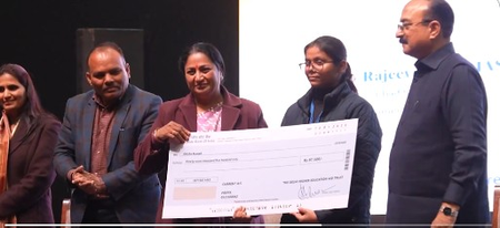 दिल्ली में दो मुफ्त एलपीजी सिलेंडर योजना का सोमवार से होगा शुभारंभ