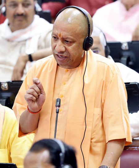 उत्तर प्रदेश रोडवेज की बसों में 60 वर्ष से अधिक आयु की महिलाओं को मिलेगी नि:शुल्क यात्रा सुविधा