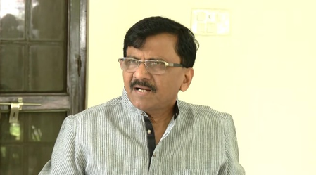 हम सीजेआई से मिलना चाहते थे, उन्होंने दरवाजा बंद कर लिया: संजय राउत