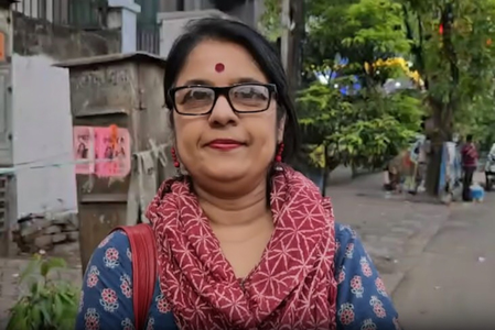 बंगाल चुनाव: 'महिलाओं को हर महीने तीन हजार', भाजपा की घोषणा से प्रसन्न दिखीं आधी आबादी