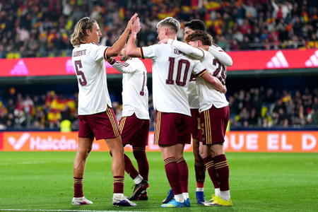 स्पेन ने सर्बिया को 3-0 से हराया, ओयार्जाबेल ने दागे 2 गोल