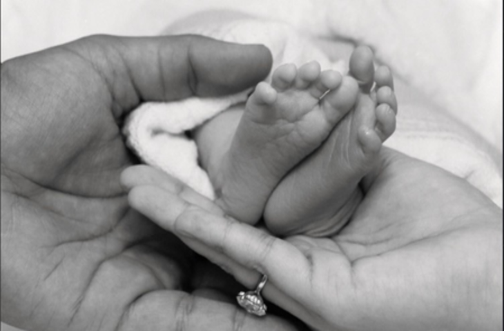 सोनारिका भदौरिया के घर आई नन्ही परी, शेयर की झलक