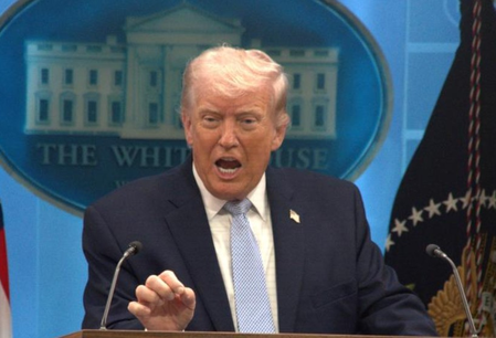 ईरान-अमेरिका तनाव: पाक प्रधानमंत्री ने ट्रंप से सैन्य कार्रवाई टालने का किया अनुरोध