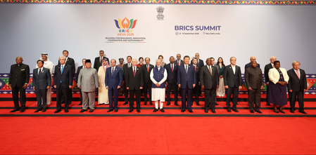ब्र‍िक्‍स शिखर सम्मेलन: प्रधानमंत्री मोदी ने ब्र‍िक्‍स सदस्‍यों के साथ खिंचवाई फैमिली फोटो