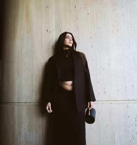 दूसरी बार मां बनने जा रहीं सोनम कपूर, लेटेस्ट फोटोशूट में दिखा एक्ट्रेस का रॉयल अंदाज