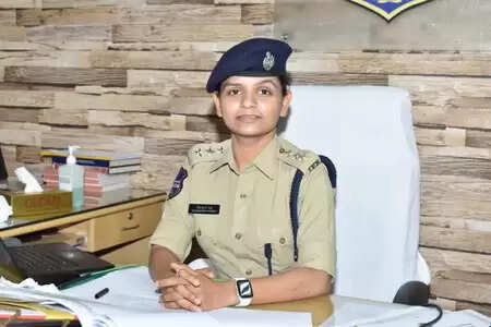 तेलंगाना: ग्रेटर हैदराबाद में ट्रैफिक प्रॉब्लम से निपटने के लिए युवा आईपीएस अधिकारियों की तैनाती