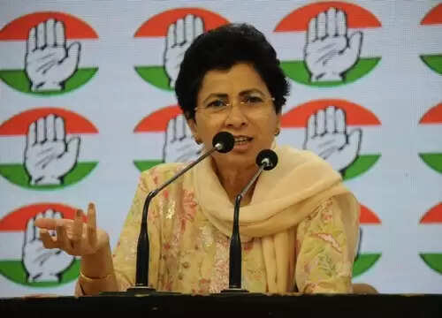 राहुल गांधी की विदेश यात्राओं पर कुमारी शैलजा का बयान, 'आरोप सच होते तो भाजपा सिर्फ बयानबाजी नहीं करती'