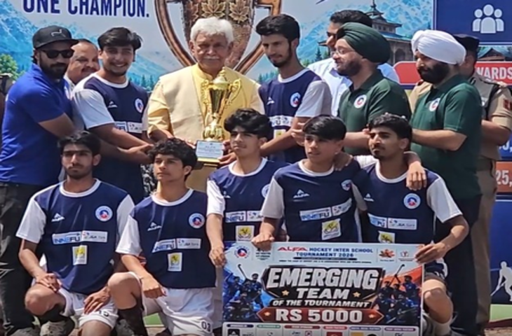 जम्मू-कश्मीर के खिलाड़ी हॉकी के स्वर्णिम इतिहास को वर्तमान बना सकते हैं: मनोज सिन्हा