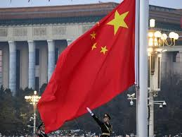 चीन की वास्तविक आर्थिक वृद्धि आधिकारिक आंकड़ों से आधी, खराब कर्ज और वृद्ध होती आबादी से बढ़ा जोखिम: रिपोर्ट