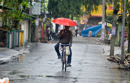 एनसीआर में फिर बदलेगा मौसम का मिजाज, 29 मार्च को तेज बारिश और तूफान की संभावना