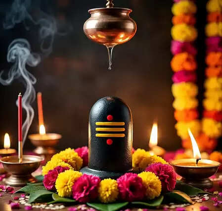 शिवलिंग की कैसे हुई थी उत्पत्ति? जानिए इसके पीछे की पौराणिक कथा