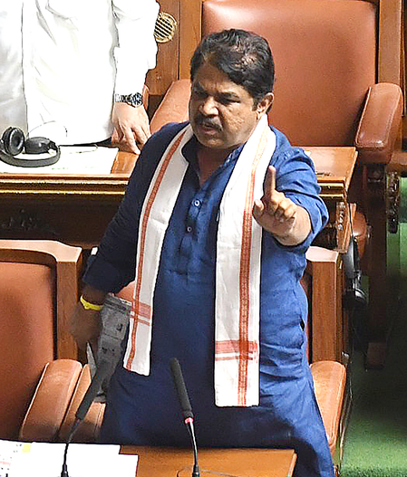 हनूर एनकाउंटर पर तमिलनाडु विधानसभा में लाया गया प्रस्ताव कर्नाटक का अपमान : भाजपा