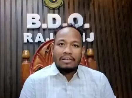 पश्चिम बंगाल सरकार ने प्रशांत बर्मन को राजगंज ब्लॉक डेवलपमेंट ऑफिसर के पद से हटाया