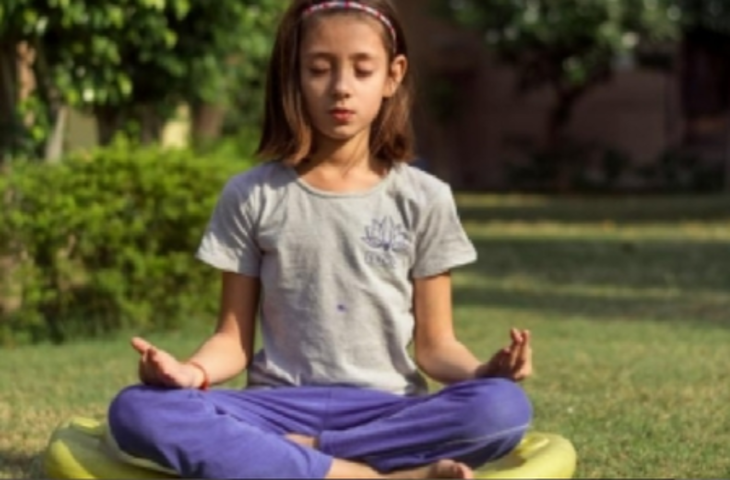 नन्हें-मुन्हें बच्चों के मानसिक और शारीरिक विकास के लिए जरूरी हैं ये तीन आसन, आज से ही करें शुरू